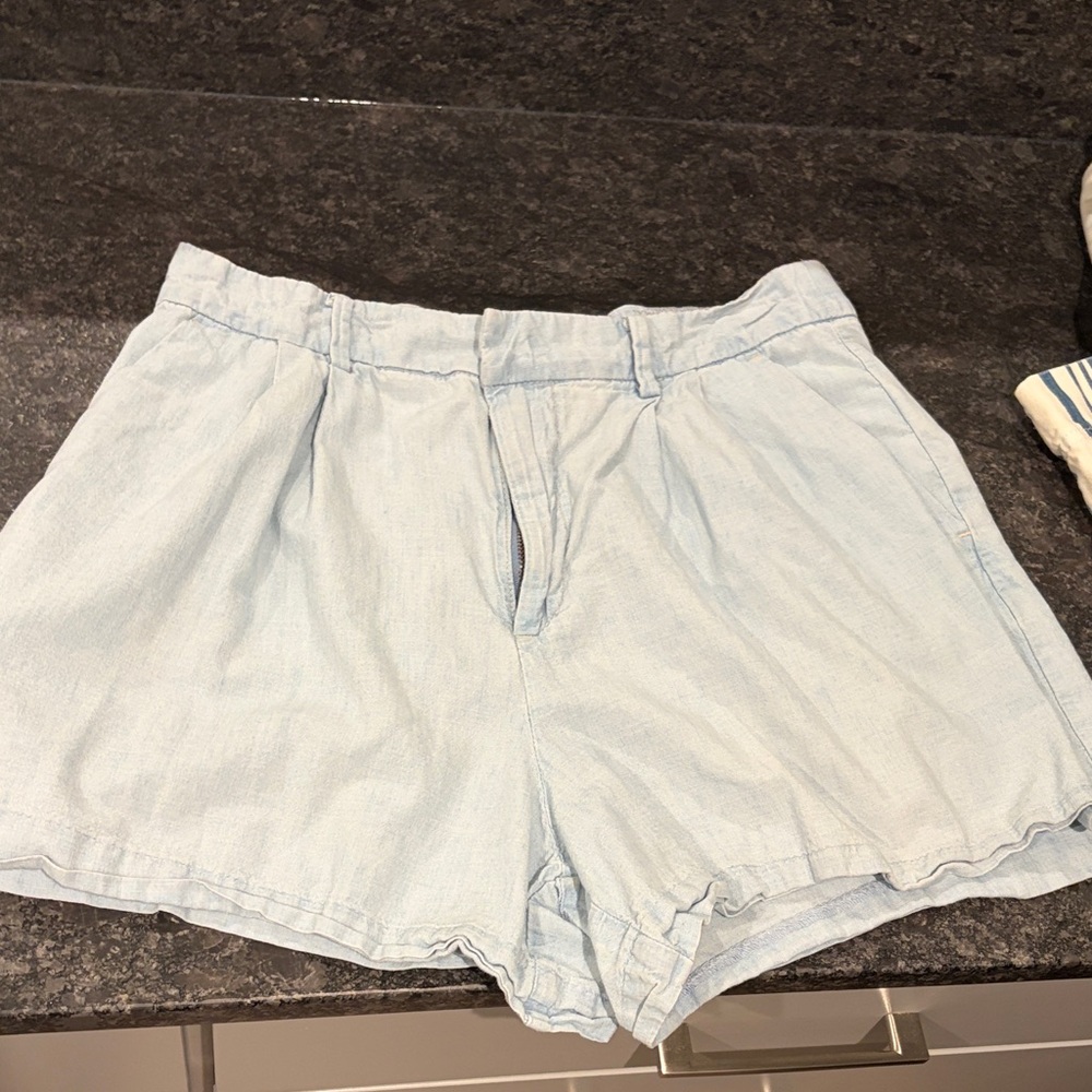 GAP Light Blue Denim-Style Women's Shorts